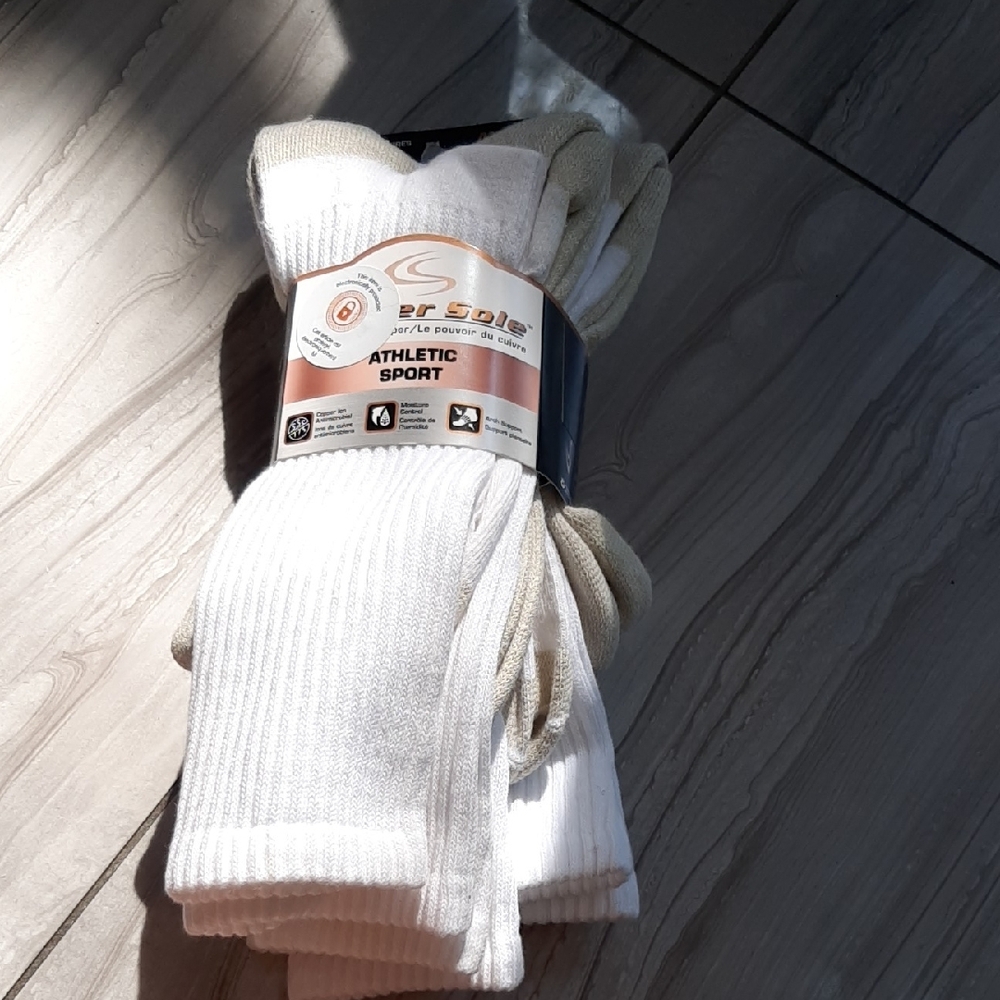 Dr. Scholl's Men's White and Tan Athletic Socks 4 Pair